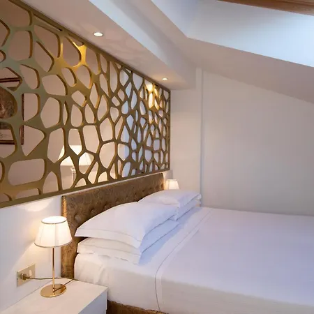 Re Enzo Hotell 4*